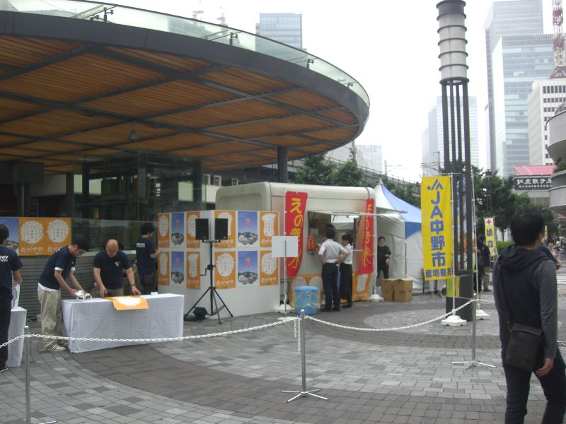 物産イベントでキッチンカーレンタル