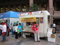 物産イベントでキッチンカーレンタル