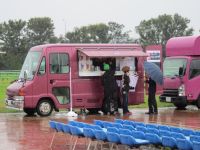 東京競馬場でキッチンカーレンタル